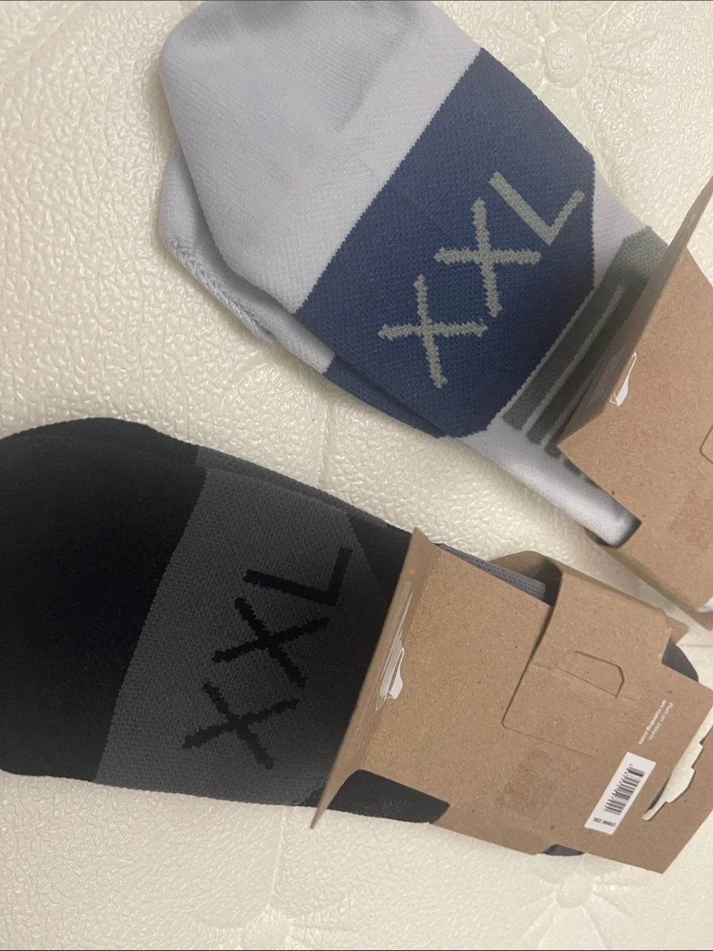 On Running Low Sock Duo - White & Blue and Black & Gray